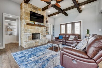 4016 Upper Lake Cir, Granbury, TX 76049 - photo 7