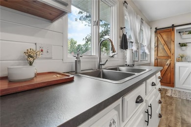 1612 Brown Ave, Osawatomie, KS 66064 - photo 7