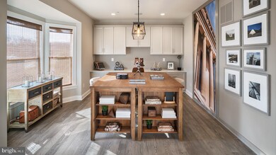 2690 Hawthorn Dr, Norristown, PA 19403 - photo 2