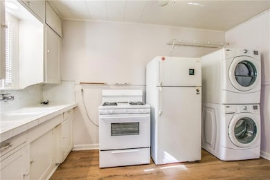 5820 Goodwin Ave, Dallas, TX 75206 - photo 4