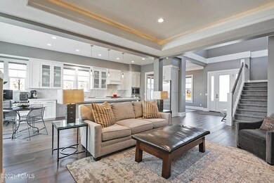 486CraftsmanWay-006