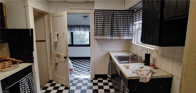 Kitchen - no appliances