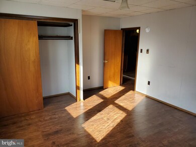 221 E Market St unit B, Orwigsburg, PA 17961 - photo 7