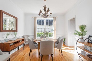 DINING ROOM 1