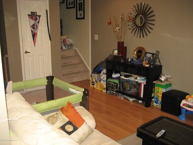 82 Sandywood Ln, Staten Island, NY 10309 - photo 3