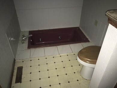 16165 bath