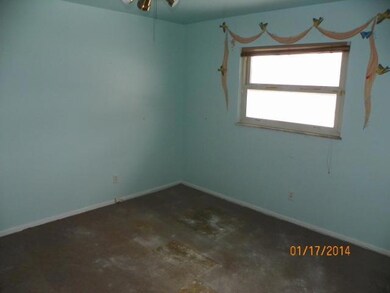 4140 Salem Dr, Columbus, OH 43228 - photo 3