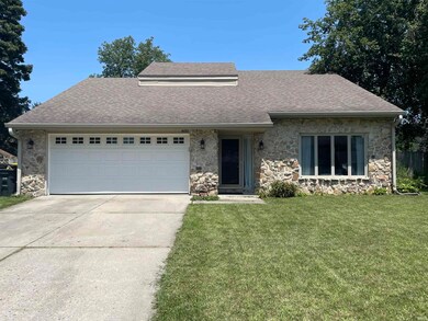 400 W Skyway Dr, Muncie, IN 47303 - photo 2