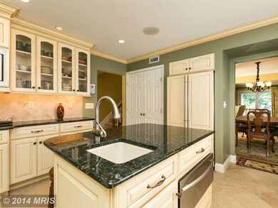 2131 Chapel Valley Ln, Lutherville Timonium, MD 21093 - photo 6