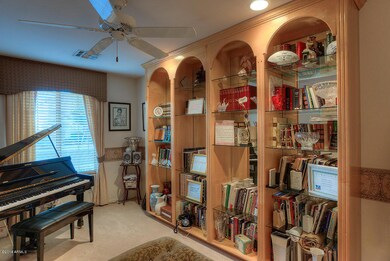 553 N Kimberlee Way, Chandler, AZ 85225 - photo 7