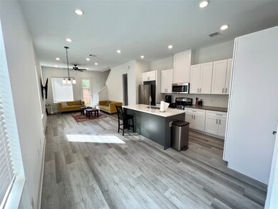 221 Oriole St unit A, Houston, TX 77018 - photo 4