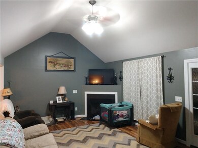 2235 Foxfire Ln, Burlington, NC 27217 - photo 3