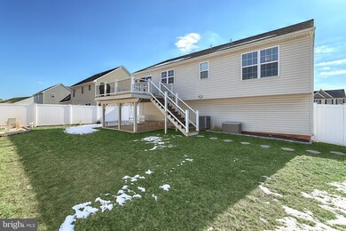 460 Pebble Beach Dr, Mount Wolf, PA 17347 - photo 7