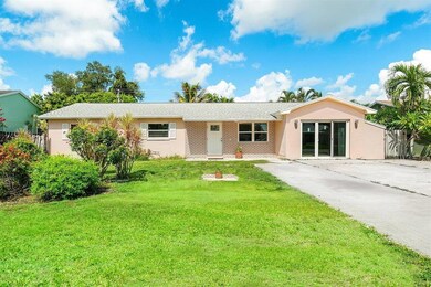 6595 Massachusetts Dr, Lake Worth, FL 33462 - photo 3