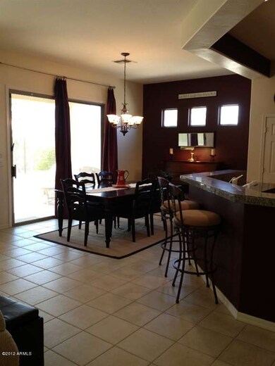 Dining / Bar