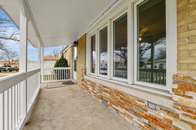 4461 Scott St, Schiller Park, IL 60176 - photo 3