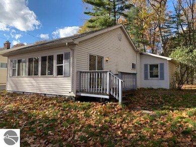 399 N Huron Rd, Au Gres, MI 48703 - photo 3