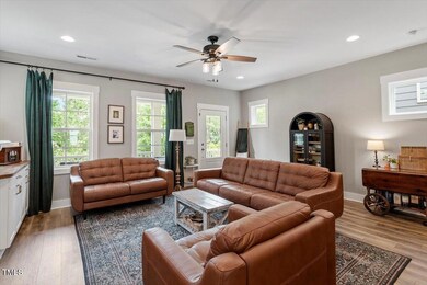 586 Great Ridge Pkwy