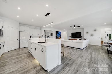 3135 Bartlett St, Fort Mill, SC 29715 - photo 7