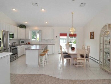 Dining Area.