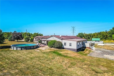 3044 Jasmine Rd NW unit 11, Carrollton, OH 44615 - photo 4