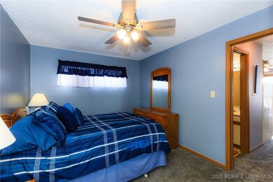 1442 Nichols Rd unit 301, Osage Beach, MO 65065 - photo 4