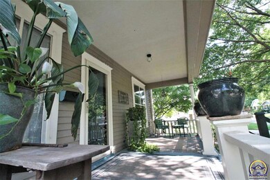 1516 SW Wayne Ave, Topeka, KS 66604 - photo 5