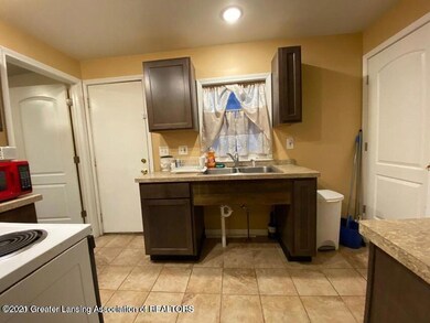 1213 Princeton Ave, Lansing, MI 48915 - photo 7