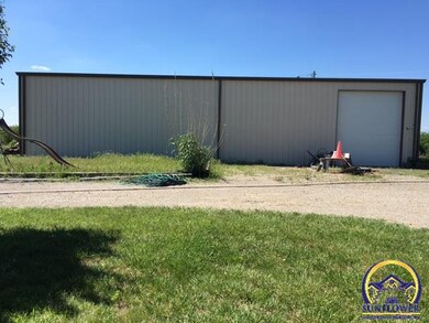 9877 T Rd, Hoyt, KS 66440 - photo 6