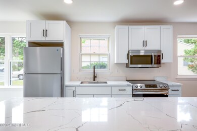 10A-QuincyDr_LowRes-06
