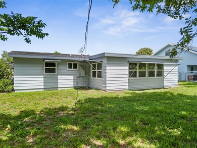 845 SE Airoso Blvd, Port Saint Lucie, FL 34983 - photo 5