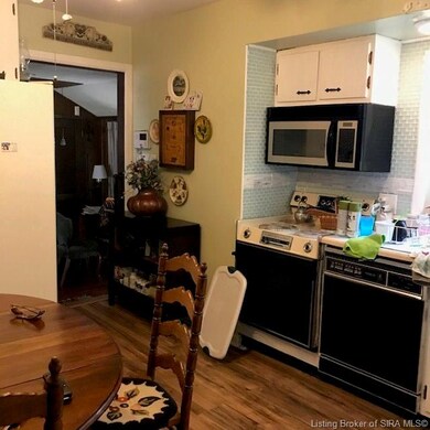 18 Roselawn Ct, Jeffersonville, IN 47130 - photo 6