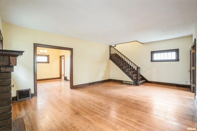 742 7th Ave S, Clinton, IA 52732 - photo 4