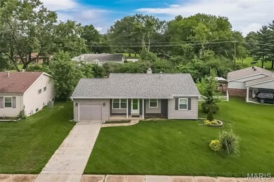 121 Foxtree Dr, Hazelwood, MO 63042 - photo 2