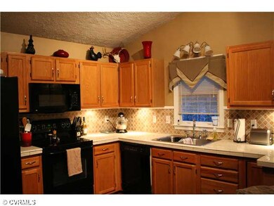 68 Willow Oak Ct, Aylett, VA 23009 - photo 3