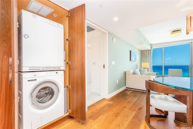 Ritz Carlton Residences Tower II unit 34th Floor, Honolulu, HI 96815 - photo 7