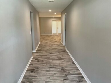 Front Entry - Foyer