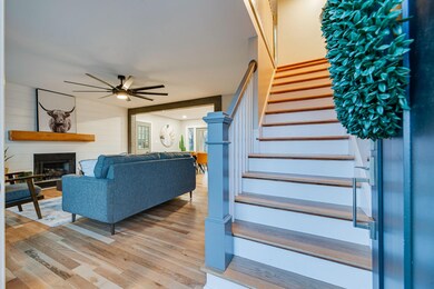 2007 Windsor Dr, Columbia, TN 38401 - photo 5