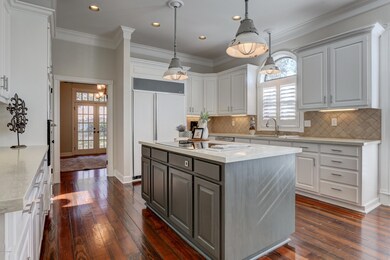 115 Peck Blvd-7