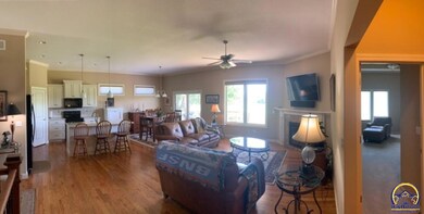 4535 SW Crenshaw Dr, Topeka, KS 66610 - photo 7