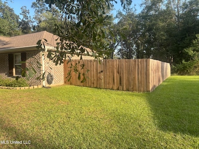 820 Mitchell St, Picayune, MS 39466 - photo 5