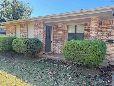 4422 McNiel Ave, Wichita Falls, TX 76308 - photo 3