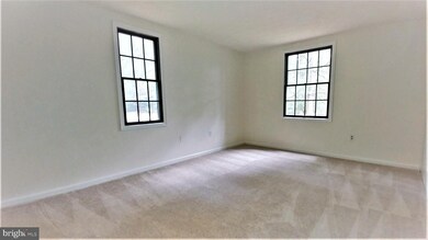 18700 Caledonia Ct unit F, Germantown, MD 20874 - photo 7