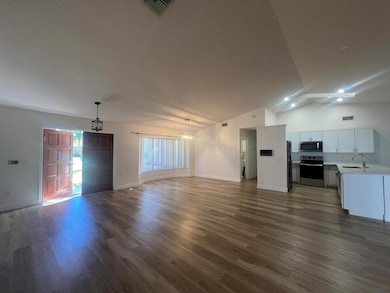 1655 Farmington Cir, Wellington, FL 33414 - photo 4