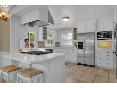 27730 Erickson Rd, Eugene, OR 97402 - photo 4