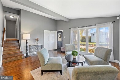 204 Oldfield Way, Broomall, PA 19008 - photo 6