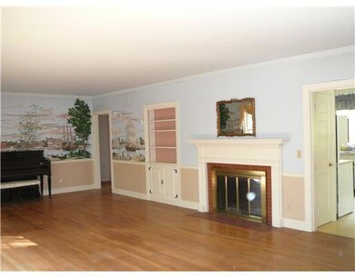 84 Phillips Ln, Chepachet, RI 02814 - photo 5