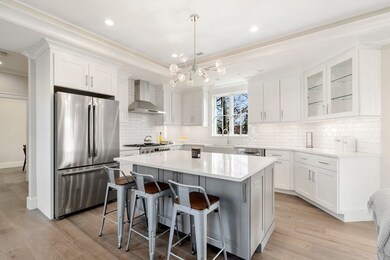 180 Adams St unit 5, Newton, MA 02458 - photo 5