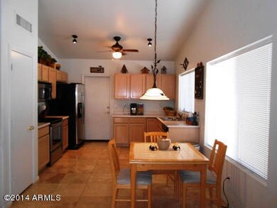 Eat-in Kitchen