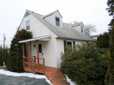 2839 Elm Ct, Allentown, PA 18103 - photo 2